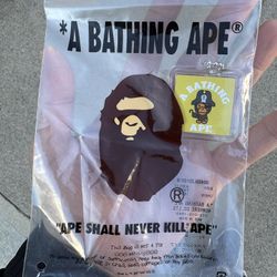 Brand New Authentic A BATHING APE Keychain New 