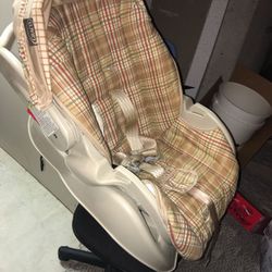 booster seat for infant- Graco 