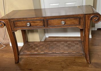 Side Table Credenza Solid Wood , Quality Piece Of Furniture