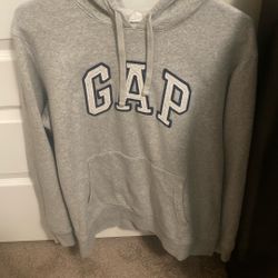 gray and white gap hoodie