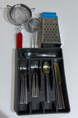 Moving out sale. Cutlery set + Tray + 2 Sieves + Grater