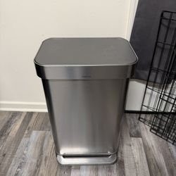 Simple human Garbage Can 