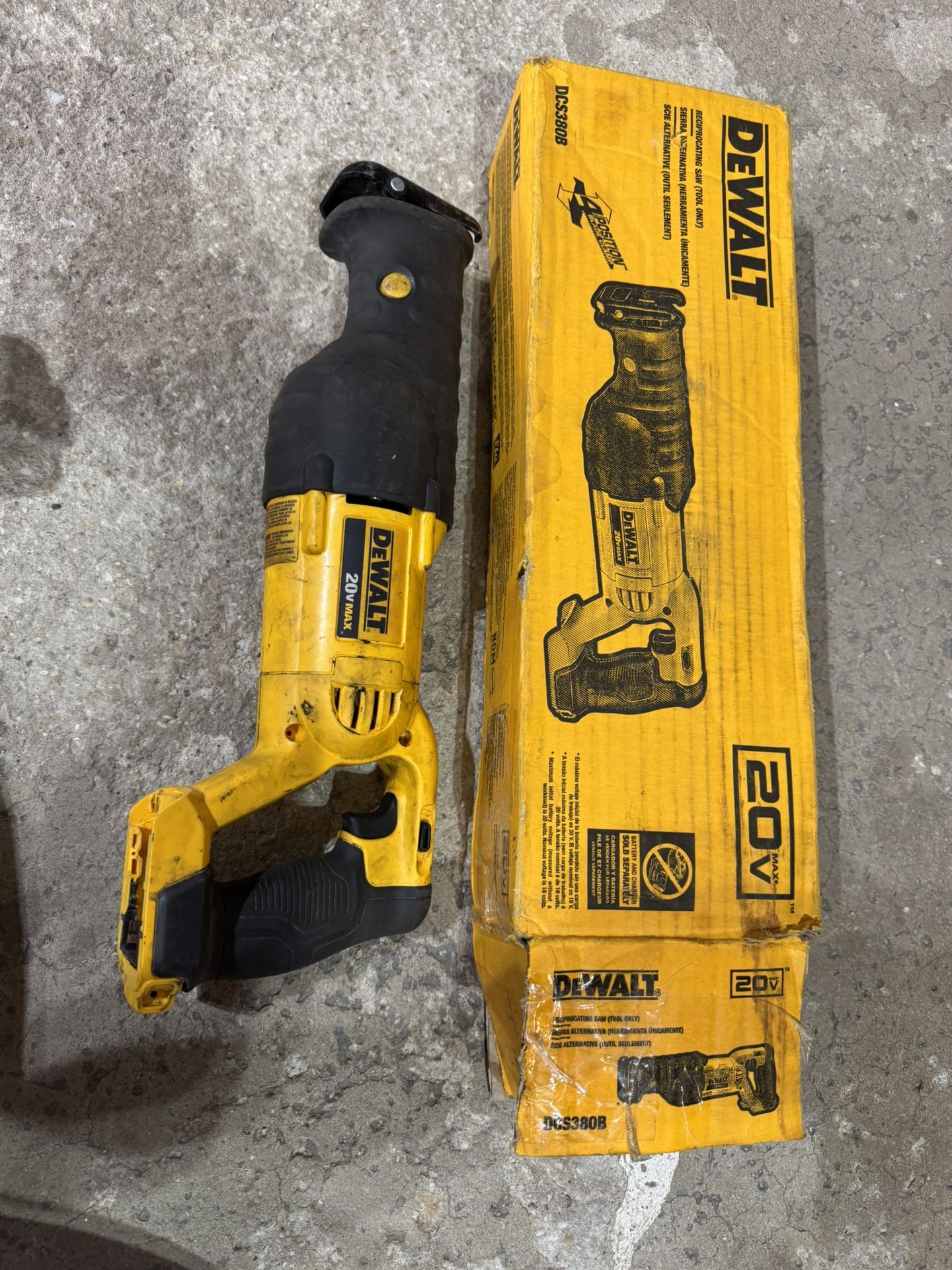 DEWALT 20-volt Reciprocating Saw Variable Speed Cordless Under Warranty 2025