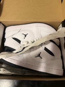 Air Jordan Mid-Top Sneakers White Black