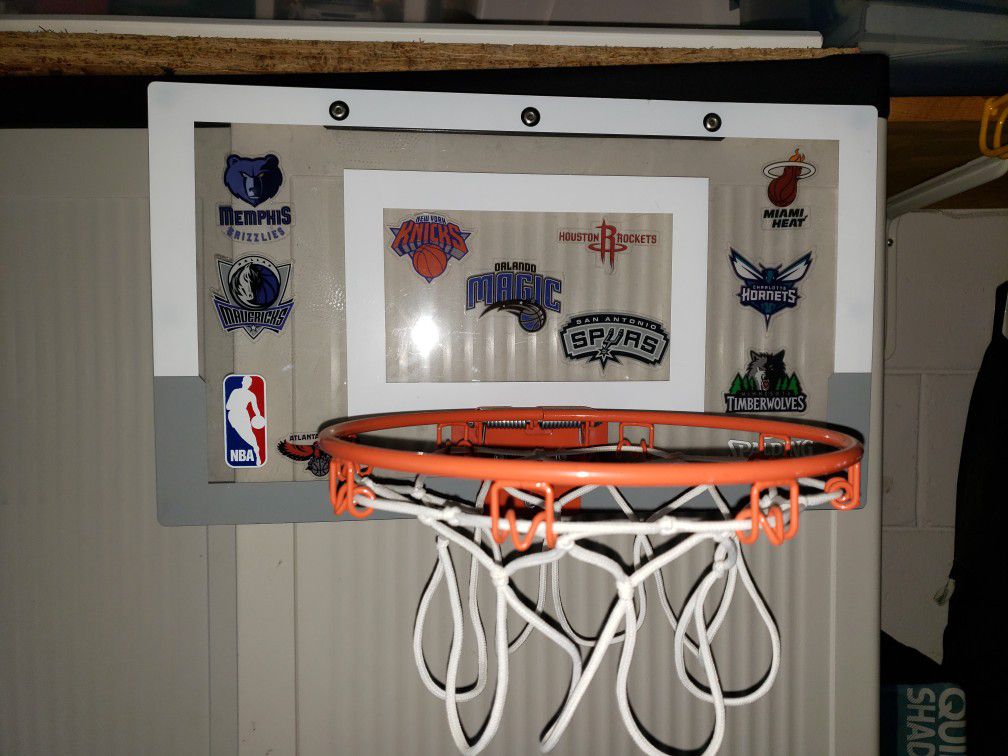Over door mini indoor basketball goal