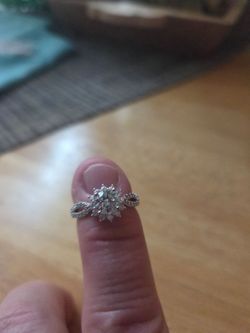 Moissanite diamond ring (7)