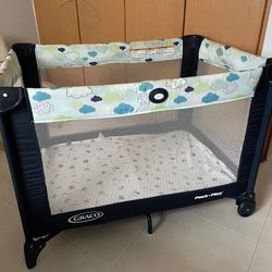Graco Pack N Play On the Go Play Yard