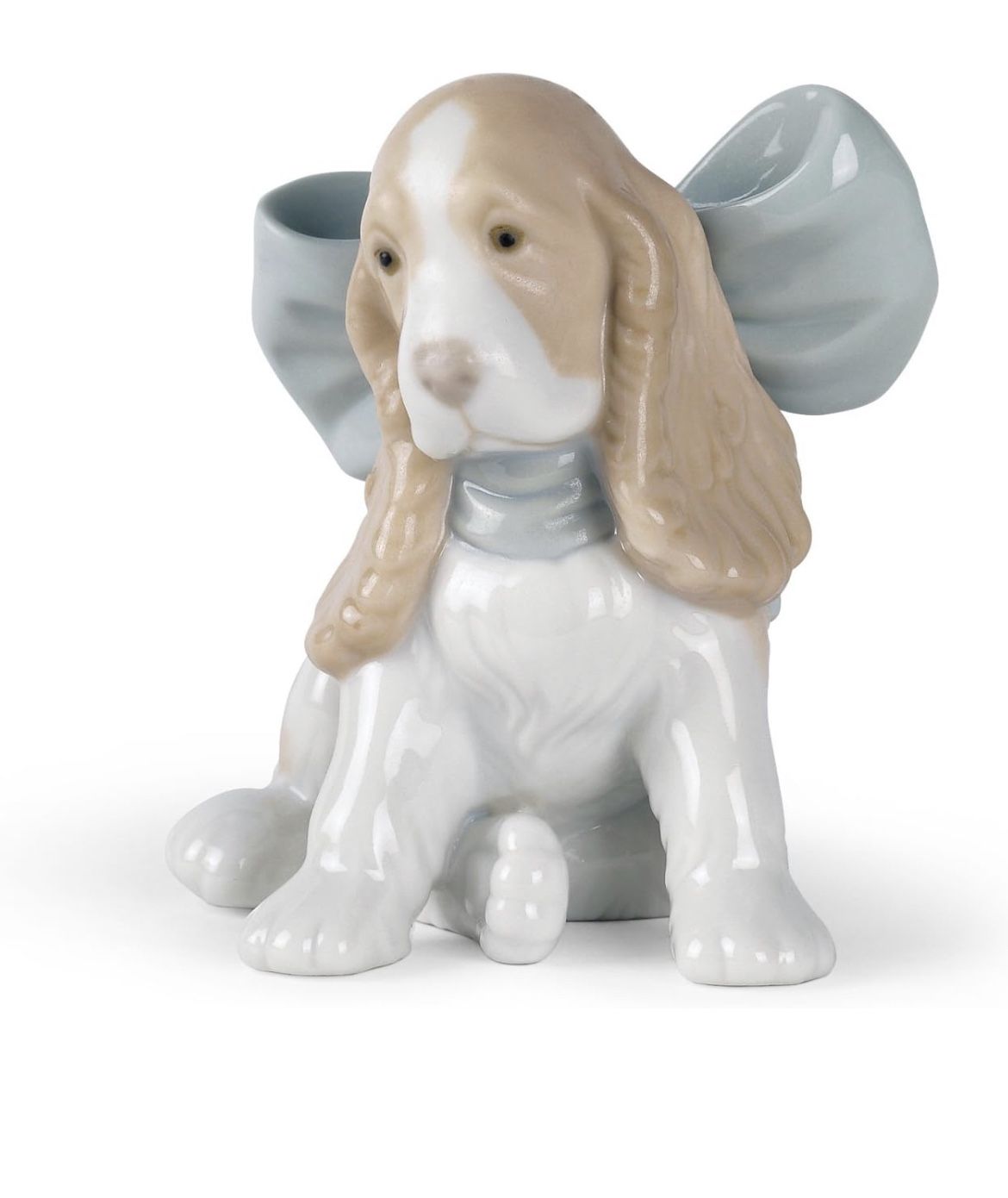 Beautiful NAO By Lladro Figurine “Puppy Present” Dog With Bow Ribbon 1349. In great condition