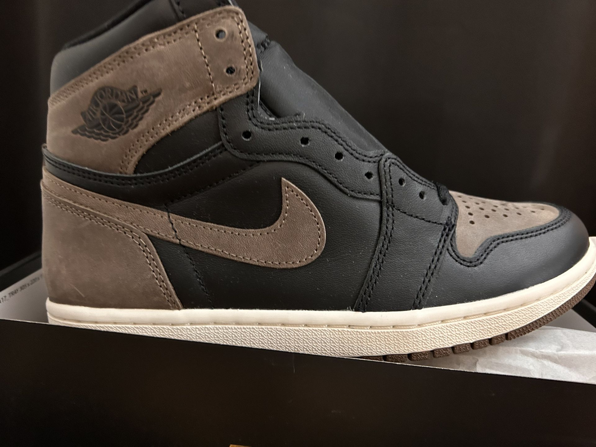 Jordan 1 “Palomino” Size 8m/ 9.5w