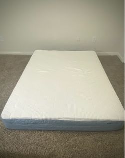 Amazon Basics Memory Foam Mattress,