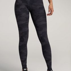 Black Camo Leggings Size :Small