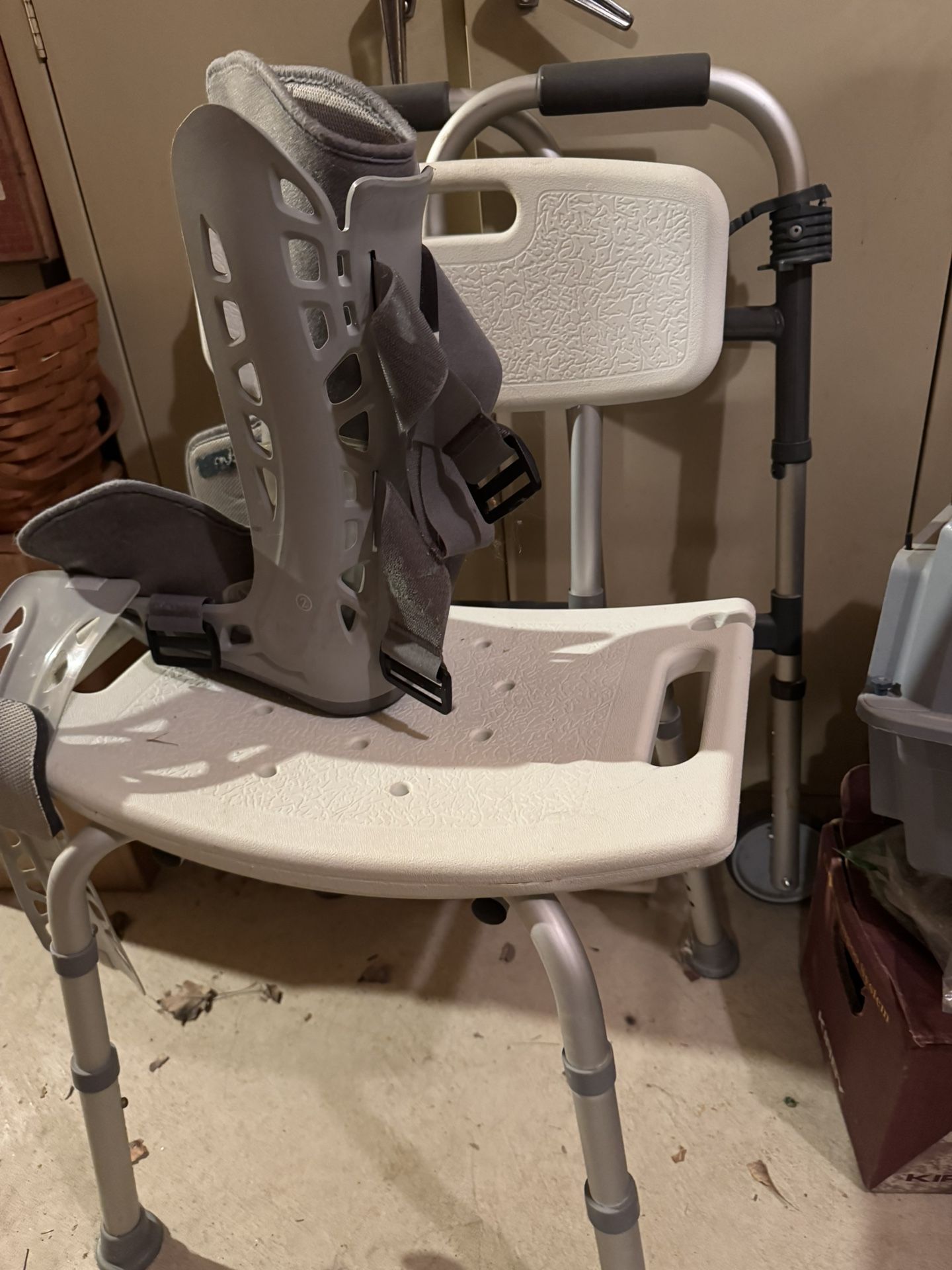 MEDICAL/DIABETIC SUPPLIES