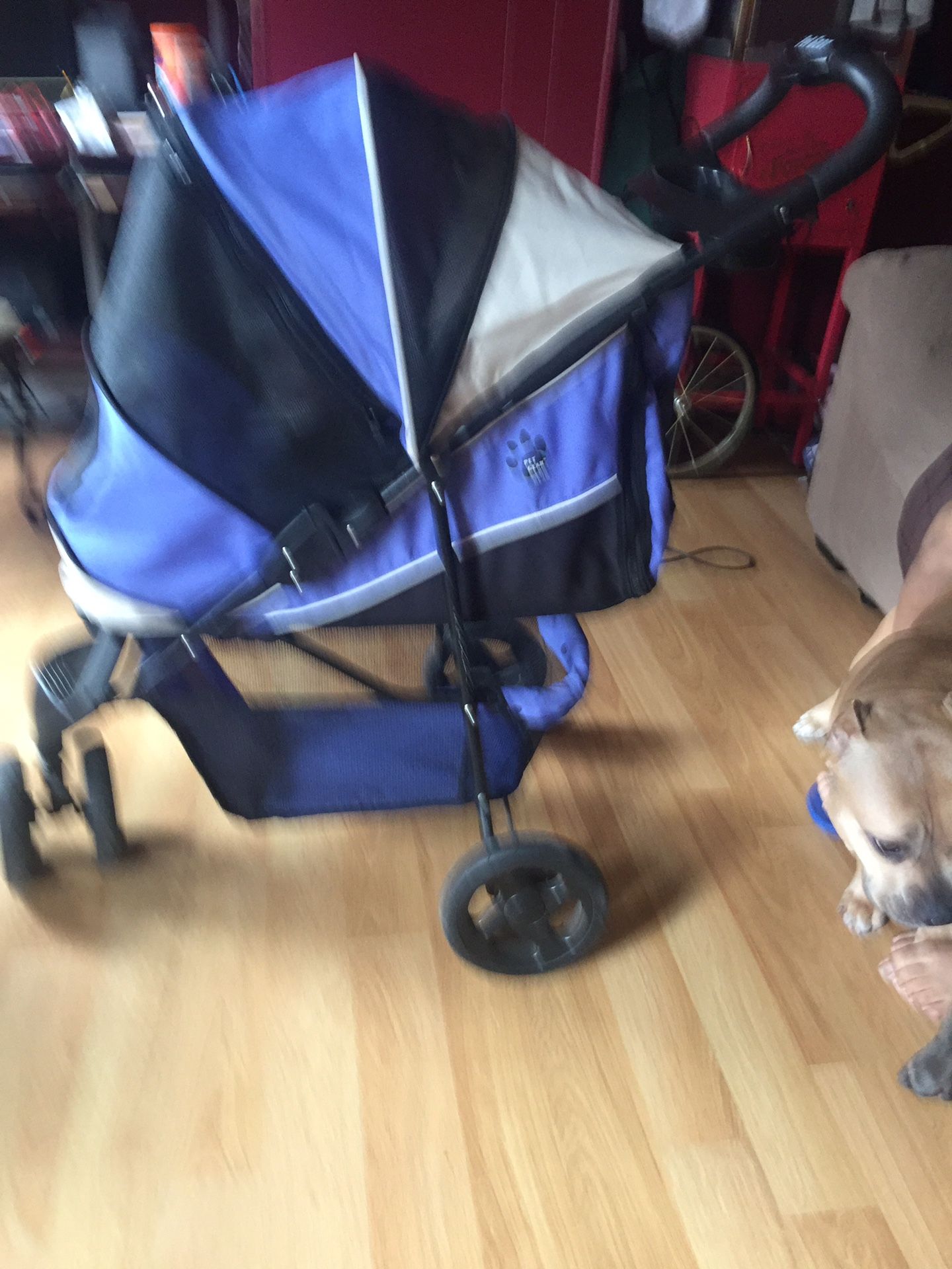 Dog stroller