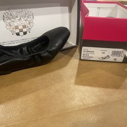 Vince Camuto Flat Shoes