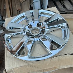 Four Chrome Hubcaps For Honda Pilot/Ridgeline