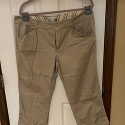 Women’s Old Navy Capri Pants