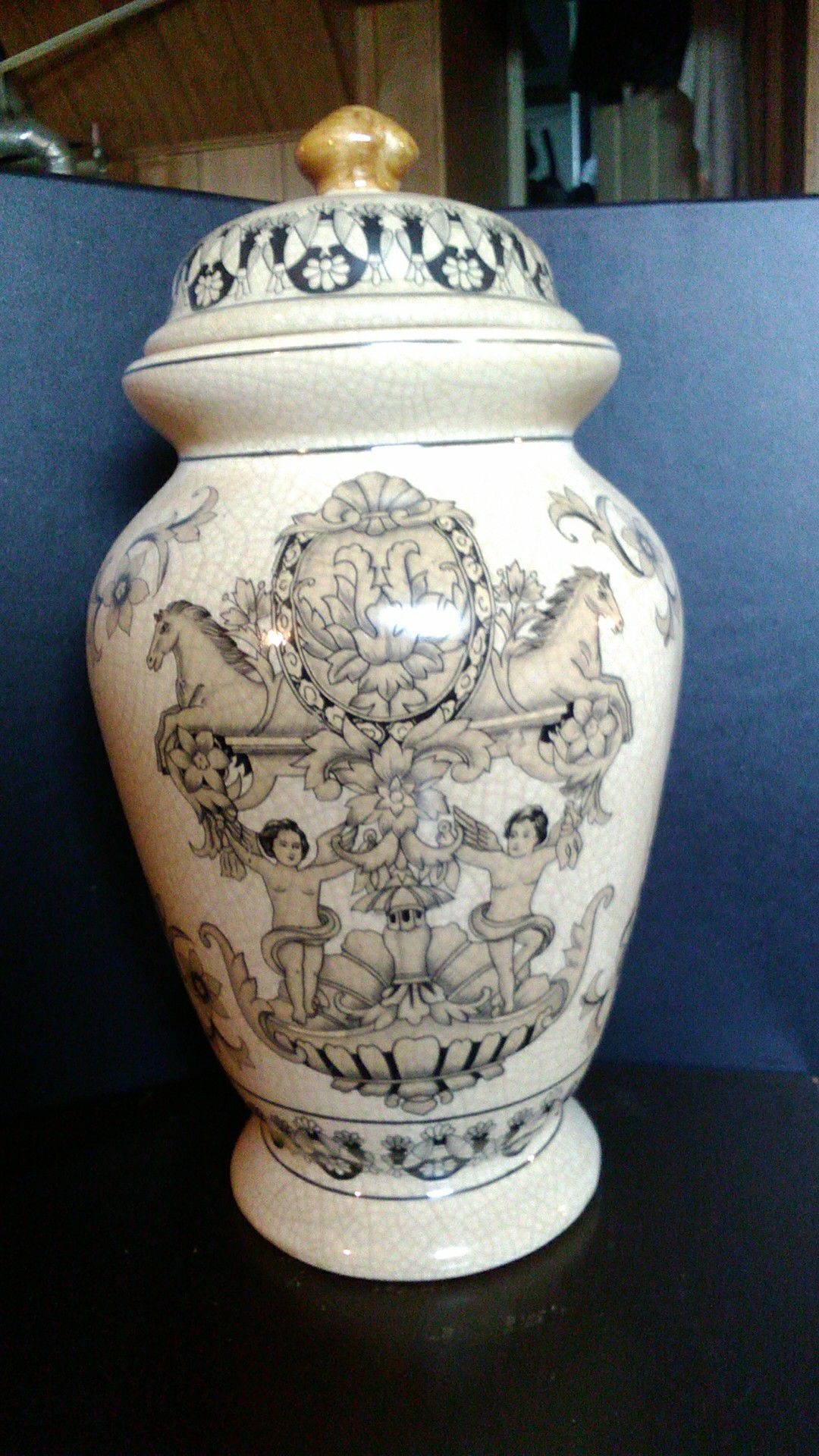 Beige Heaven themed vase