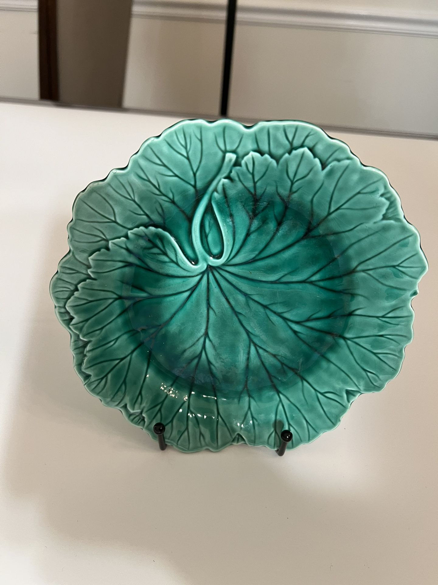 Very Rare Wedgwood & Barlaston of Etruria Salad/Dessert Plates (6 Pieces)