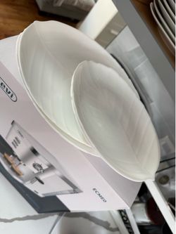 Leaf shaped plates