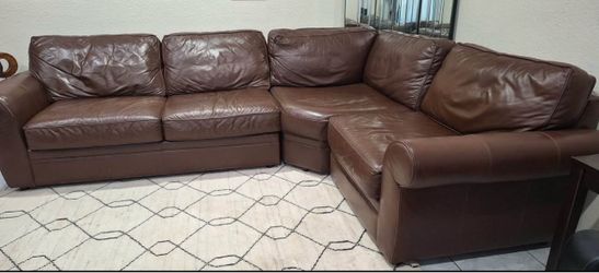 Pottery barn sofa seccional de cuero