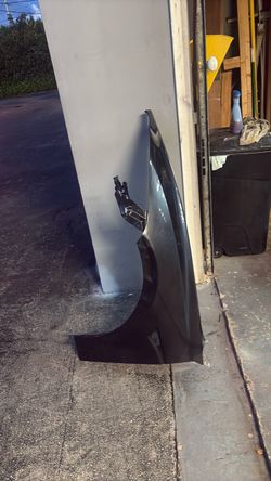 Tesla Model 3 2025-27 Lh. Fender Oem
