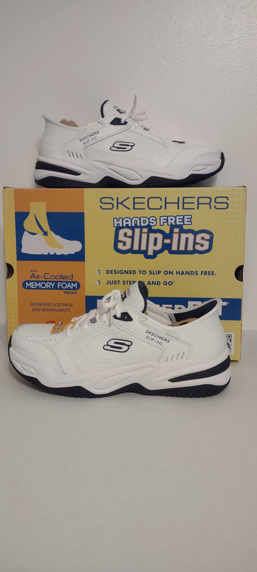 SKECHERS MEN'S SLIP-INS