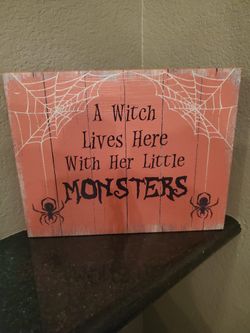 HALLOWEEN DECOR 🎃 WITCH SIGN