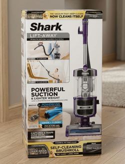 New Shark Liftaway Pet Vacuum - ZD201 ($300 retail)