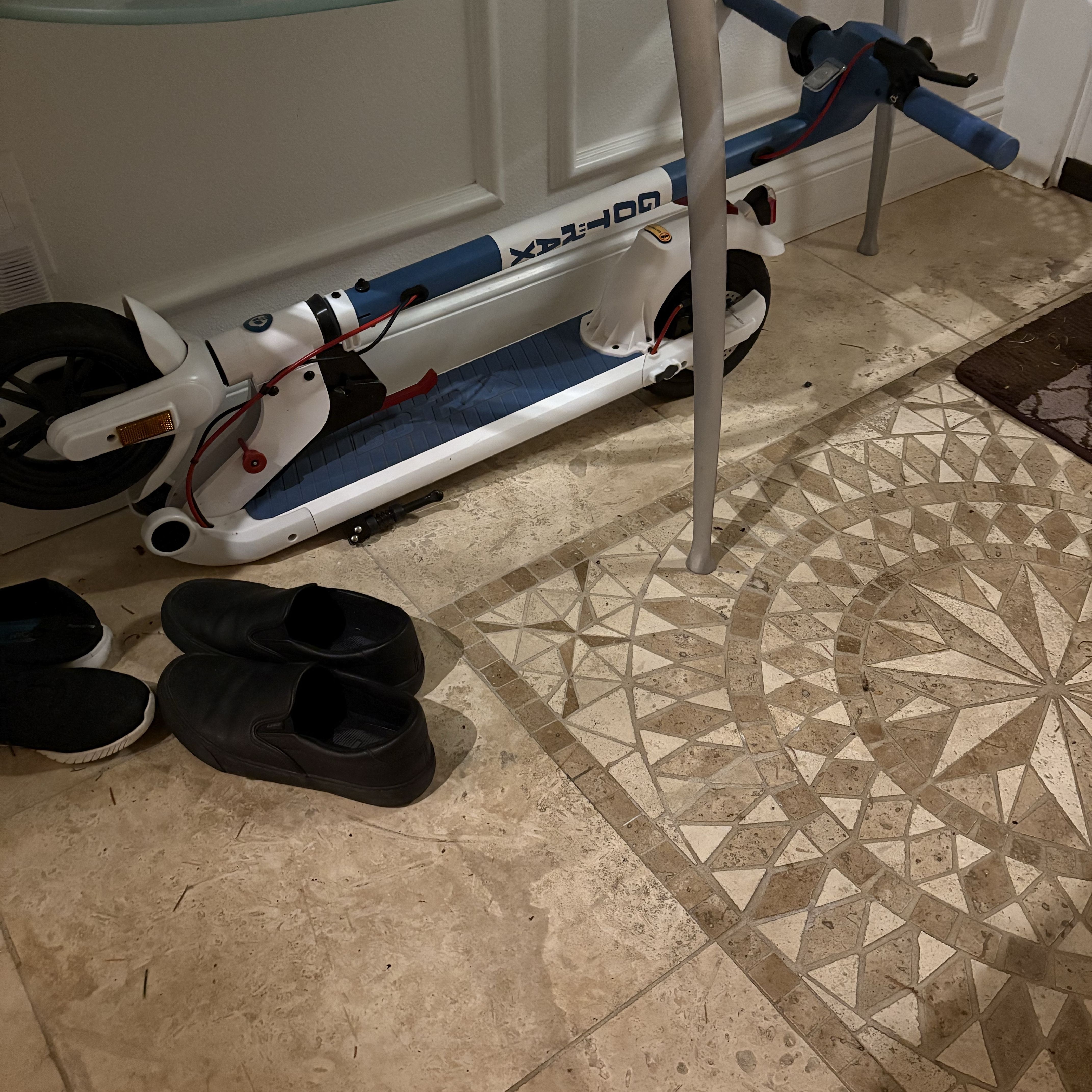 Gotrax Apex LE electric scooter