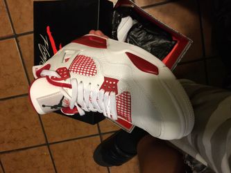 Jordan 4's Alternate