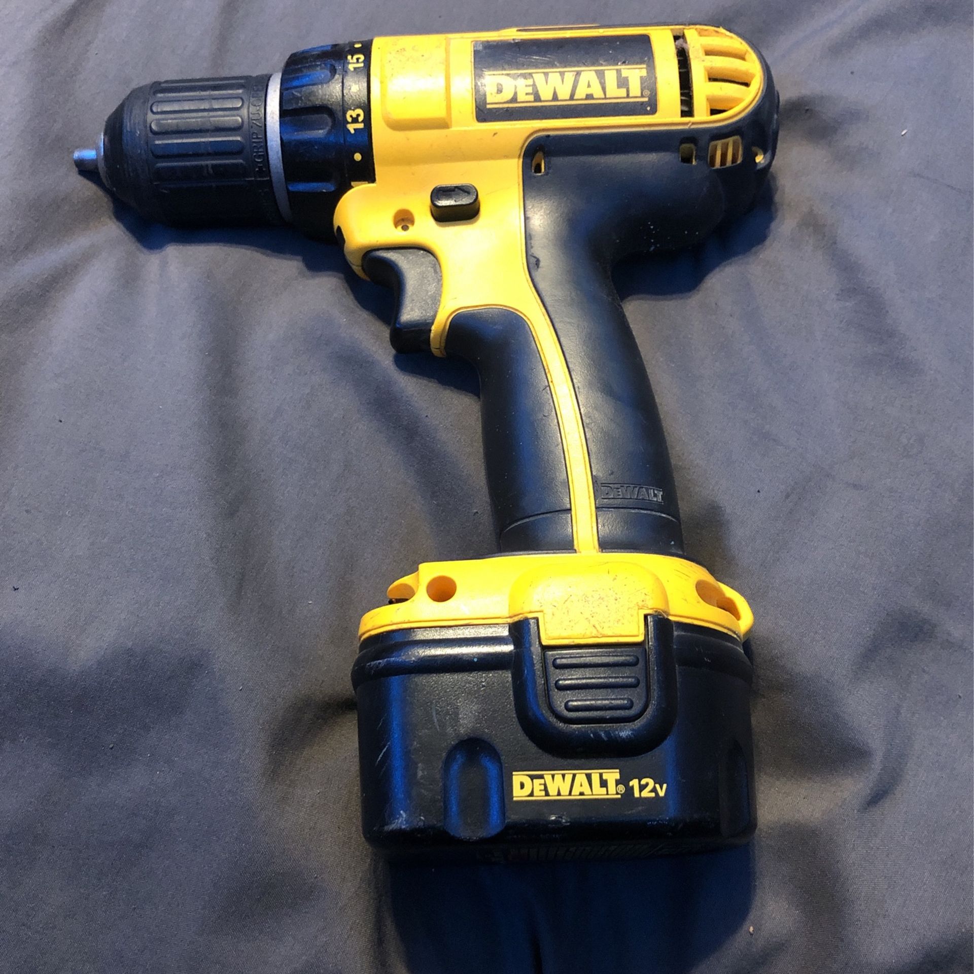 Dewalt dc742 online battery