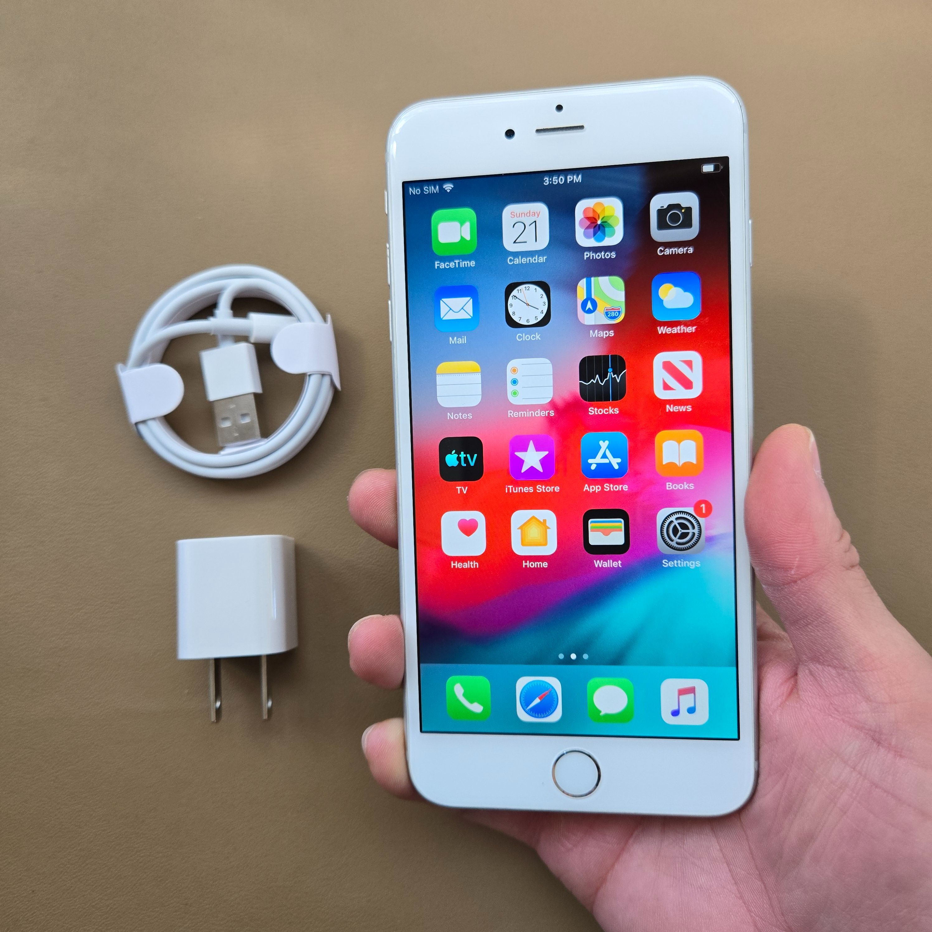Apple iPhone 6 Plus - UNLOCKED - Like New