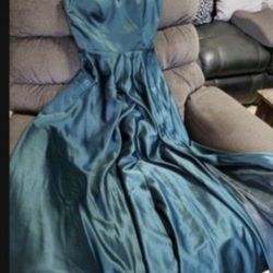 Nice Long Dress For Women Size Small 