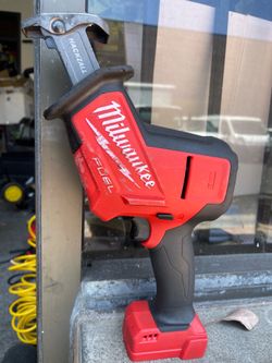 M18 18V Lithium-Ion Cordless HACKZALL Reciprocating Saw