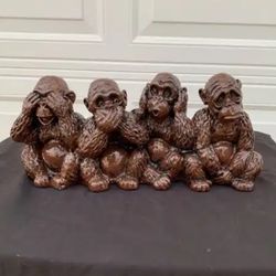 See No Evil Monkeys Statue