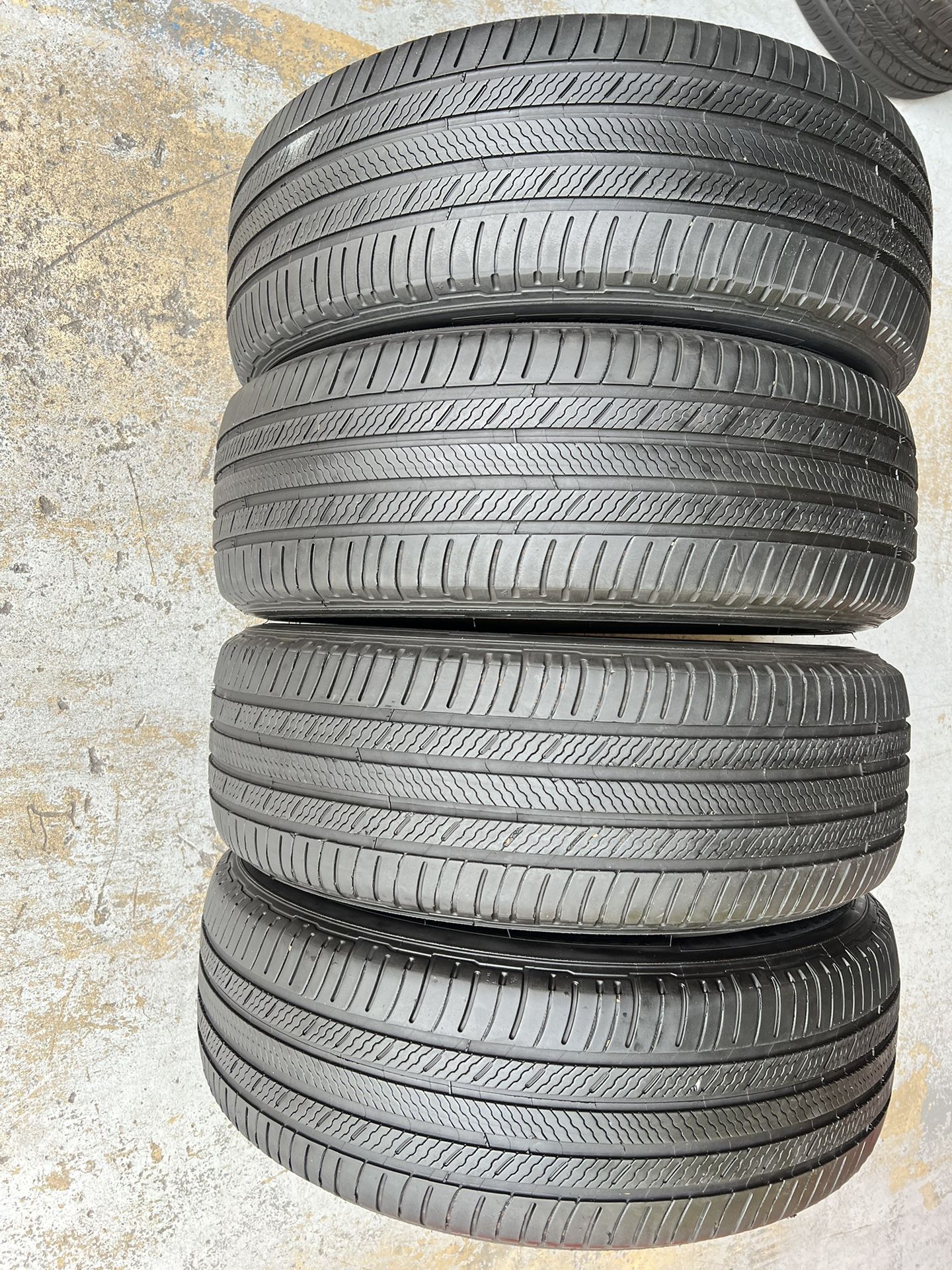 For Sale Four 235/55/20 Michelin Premier LTX With 70% Left Excellent Pair Install All Four