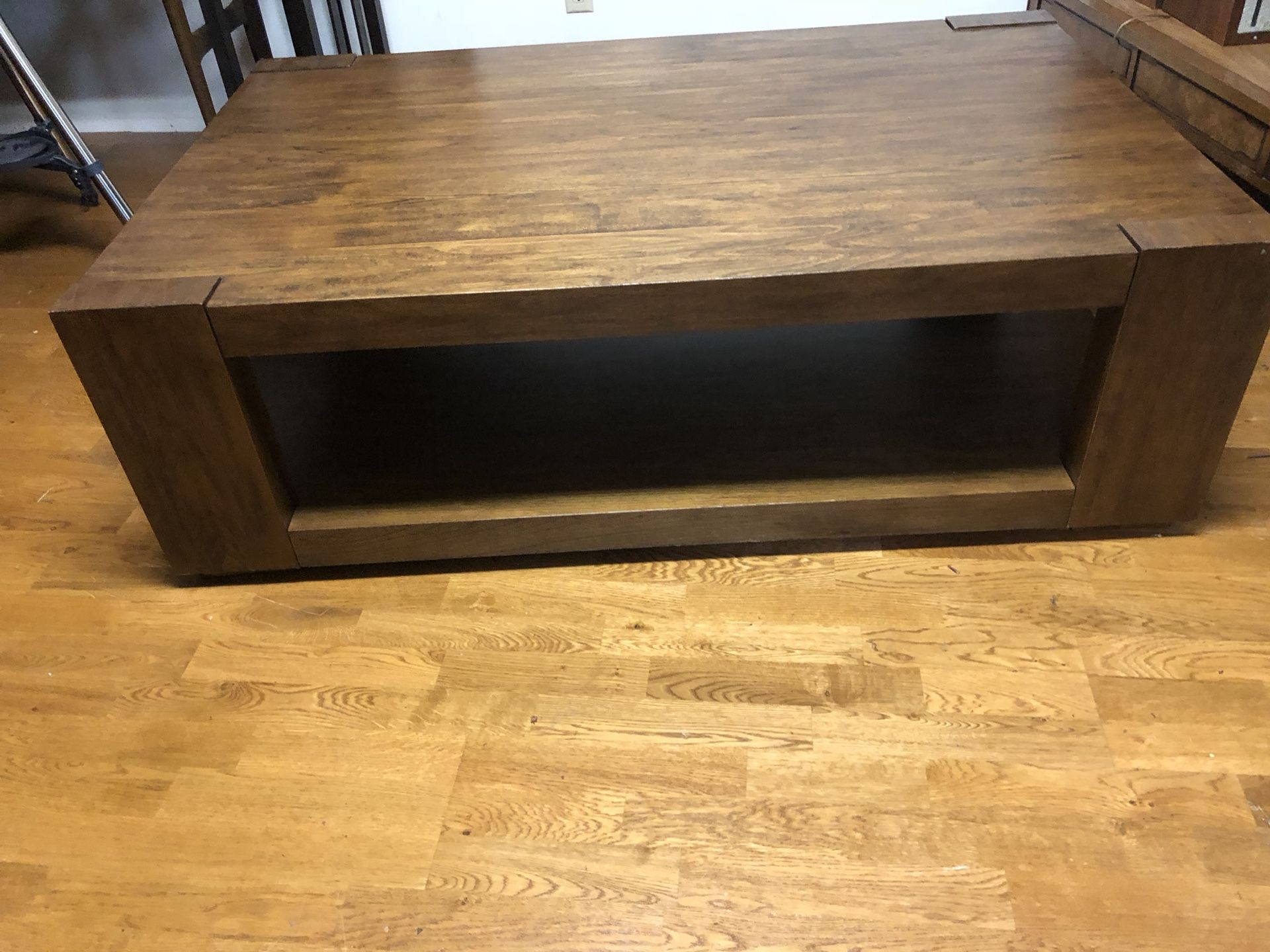 Awesome crate and barrel lodge coffee table for Sale in Bellevue, WA