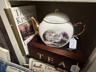 Vintage Thomas Kinkade Teapot