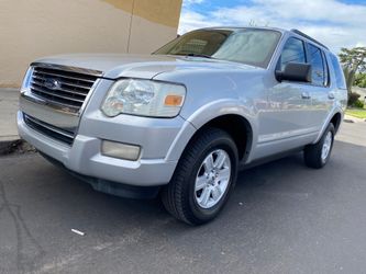 2010 ford explorer XLT