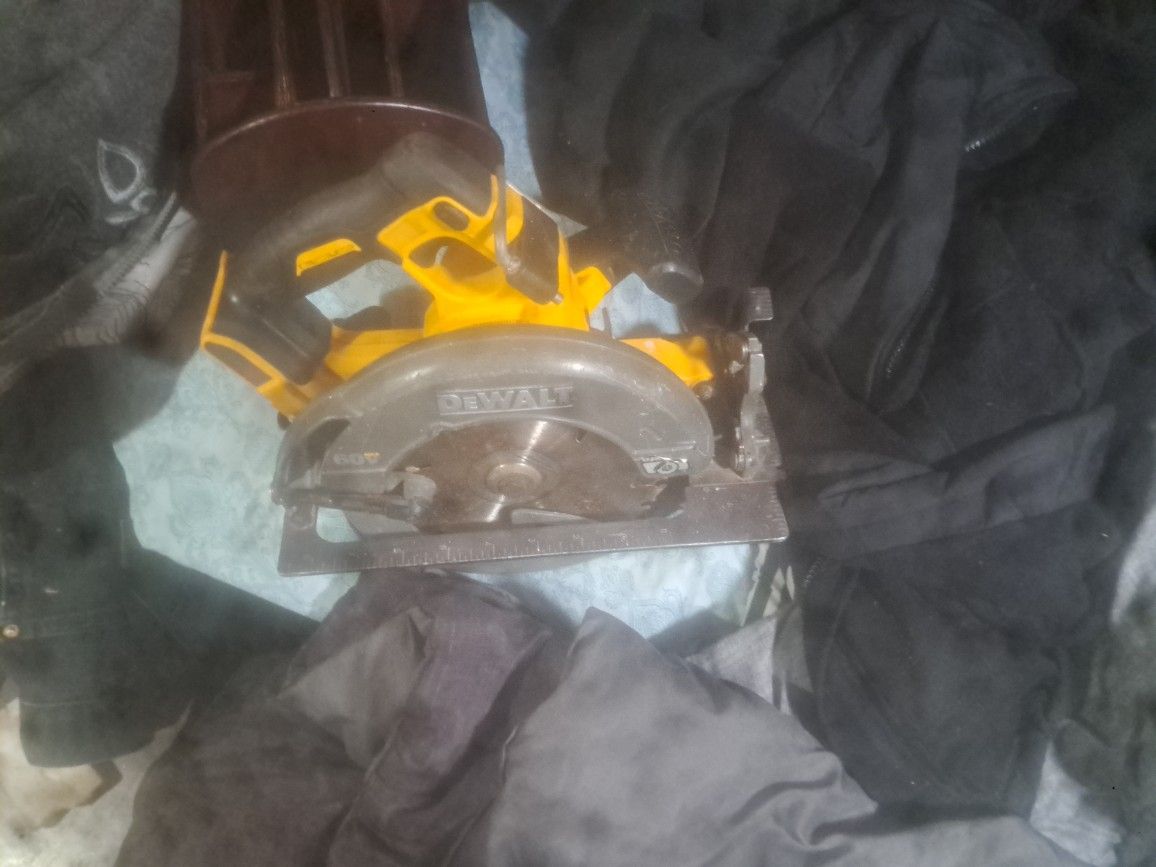 Dewalt 60v Skill Saw