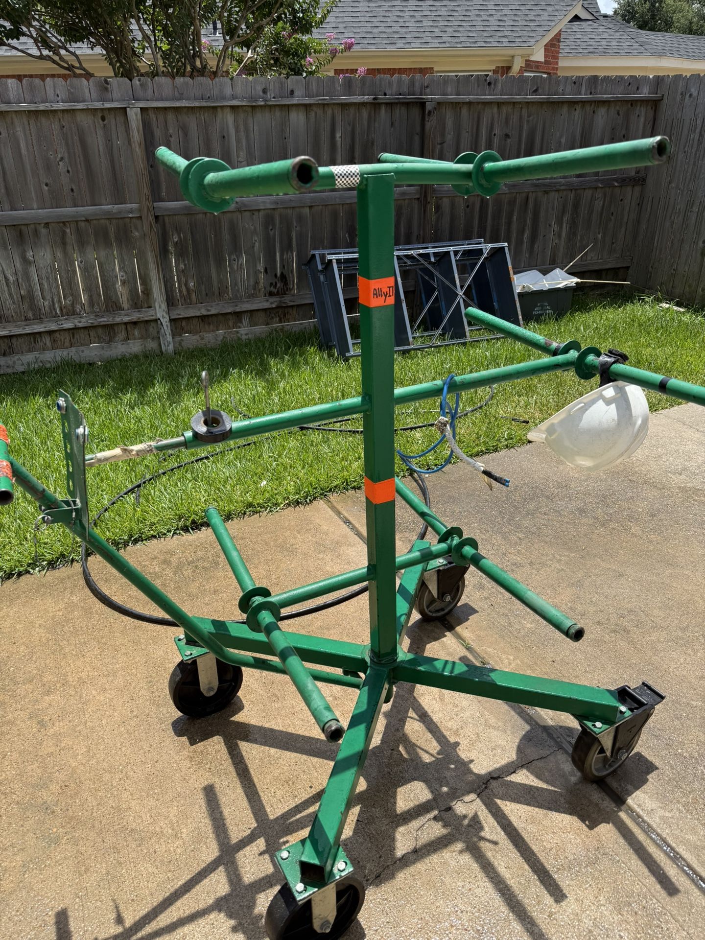 Greenlee 910 Spindle Wire Dispenser, 10-Spool for Sale in Houston, TX ...
