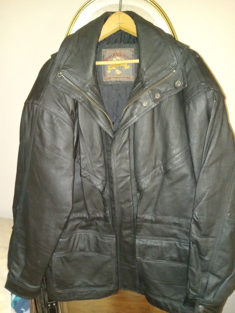 MEN'S BLACK 100% GENUINE LEATHER JACKET