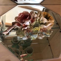 Beautiful  Ceramic Flower Arrangement  