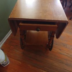 Antique drop leaf tea table