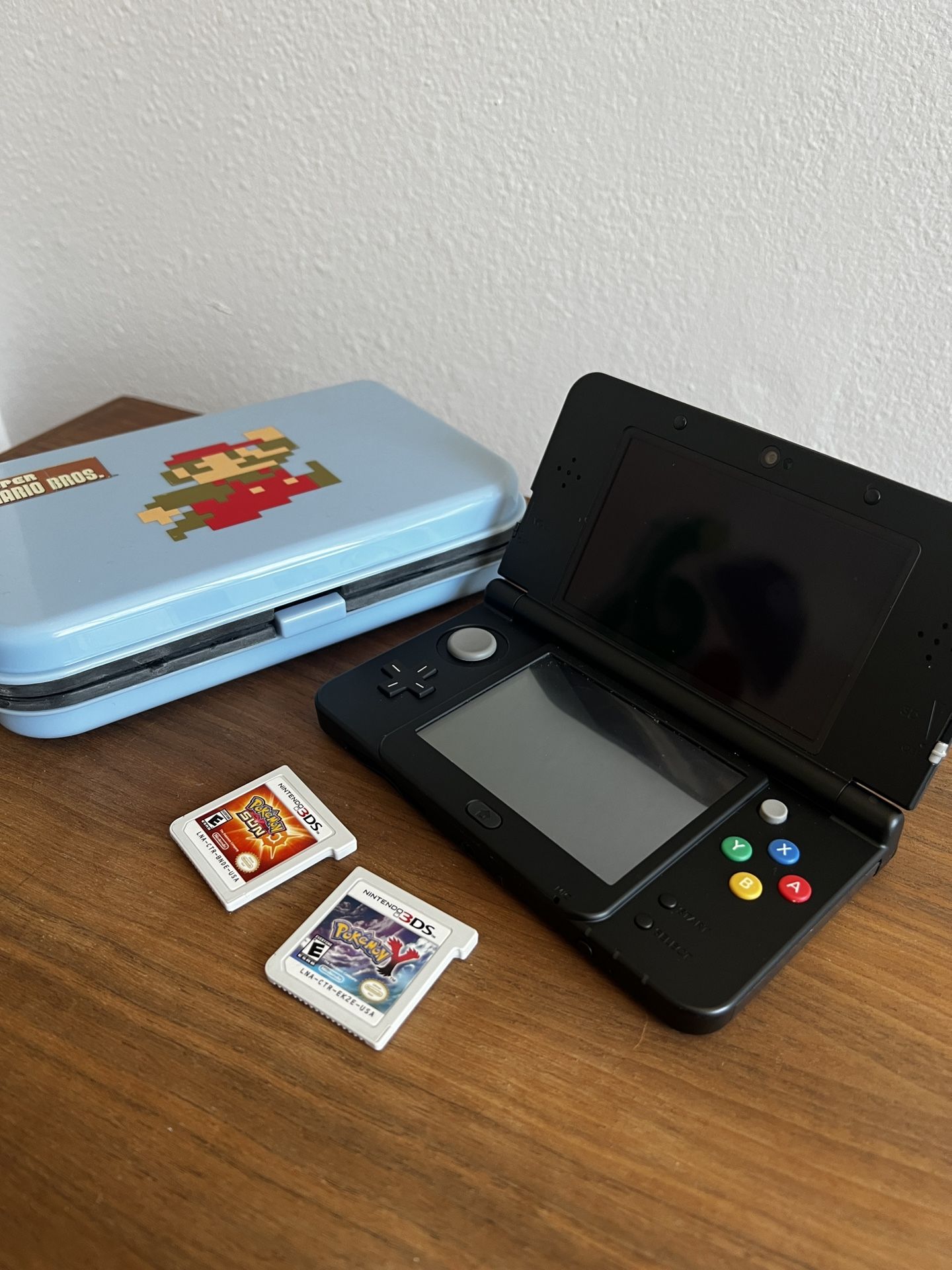 Nintendo 3DS  Super Mario Black Edition