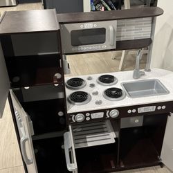 Play Kitchen Set Modern