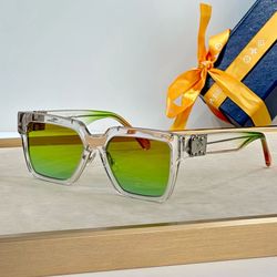 Lv Glasses Have Both 