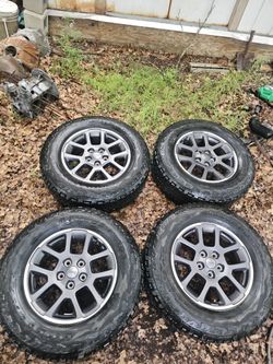 Factory Jeep Gladiator Rims 18"