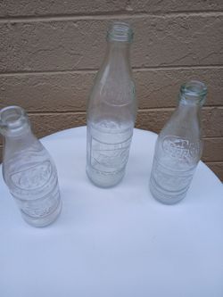 3 ANTIQUE DR PEPPER POP BOTTLES