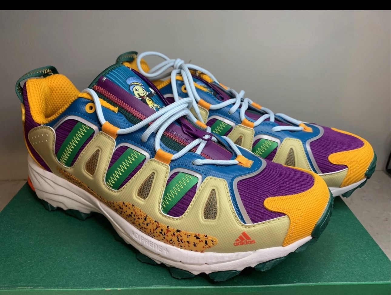 Men’s Adidas Size 10